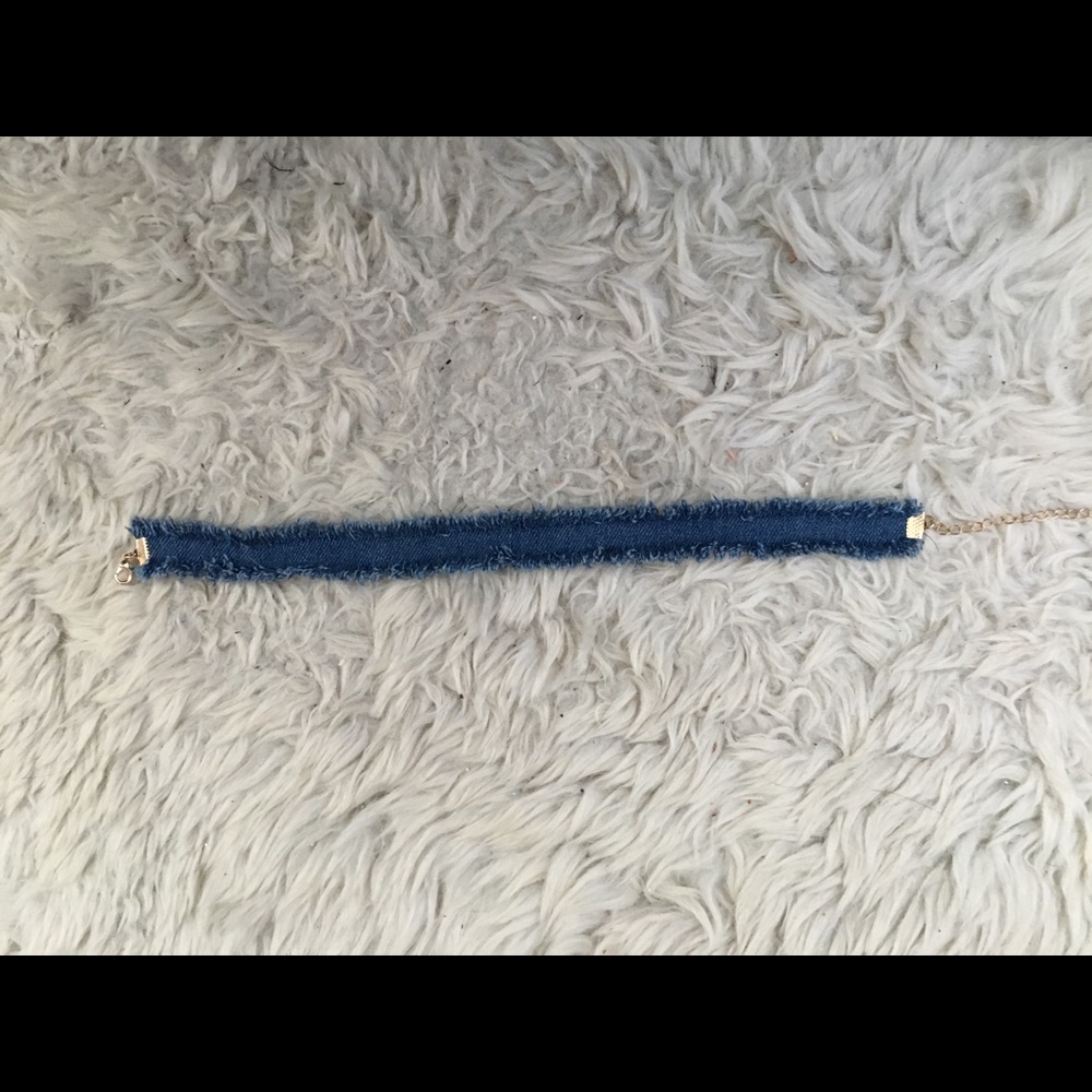 Jean choker!!